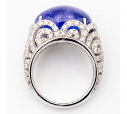 Anello tanzanite cabochon Ct.14,74 e diamanti in oro 18Kt