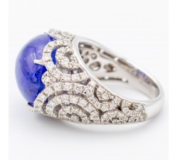 Anello tanzanite cabochon Ct.14,74 e diamanti in oro 18Kt