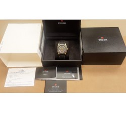 Tudor Black Bay Bronze Heritage 43mm Black New M79250BA