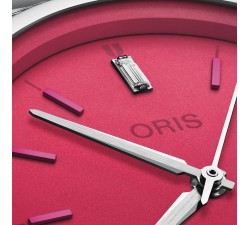 Oris ProPilot X Miss Piggy Edition 01 531 7796 4158-7 8 17 05LC