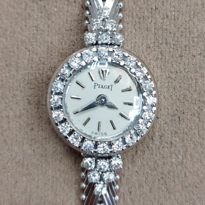 Piaget Vintage Lady White Gold 18kt and Diamonds Piaget Vintage Lady White Gold 18kt and Diamonds