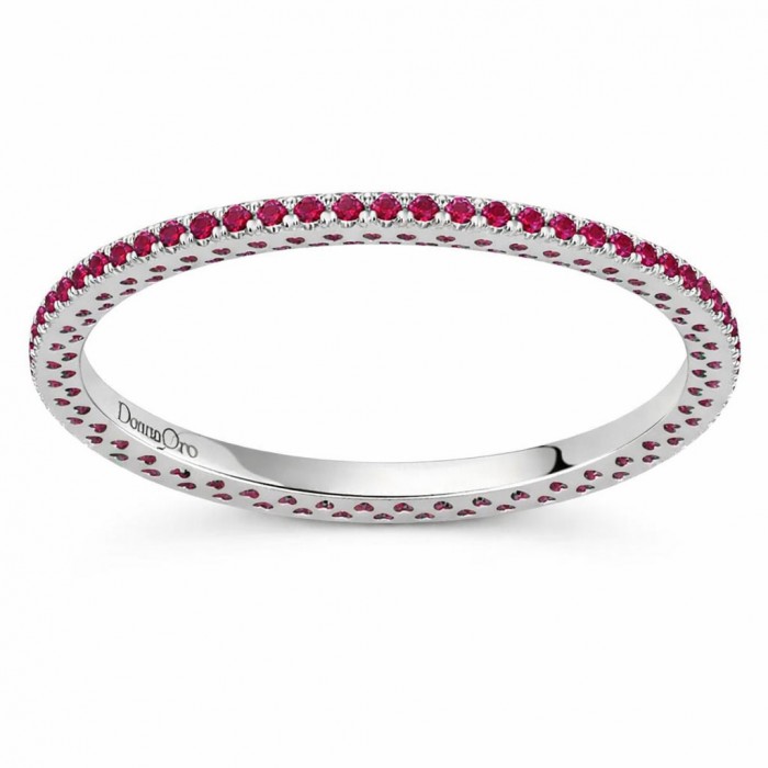Anello veretta girodito in oro bianco 18Kt con rubini ct 0,41 della collezione Passione DAR12798 DonnaOro Jewels
