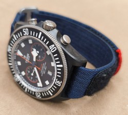 Tudor Pelagos FXD Chrono “Alinghi Red Bull Racing Special Edition” Ref. M25807KN-0001 – Nuovo, Full Set