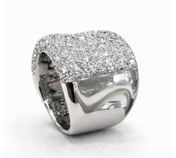 anello pavé diamanti importante