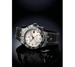 Maurice Lacroix AIKON Venturer GMT 43mm AI6158-SS001-130-2