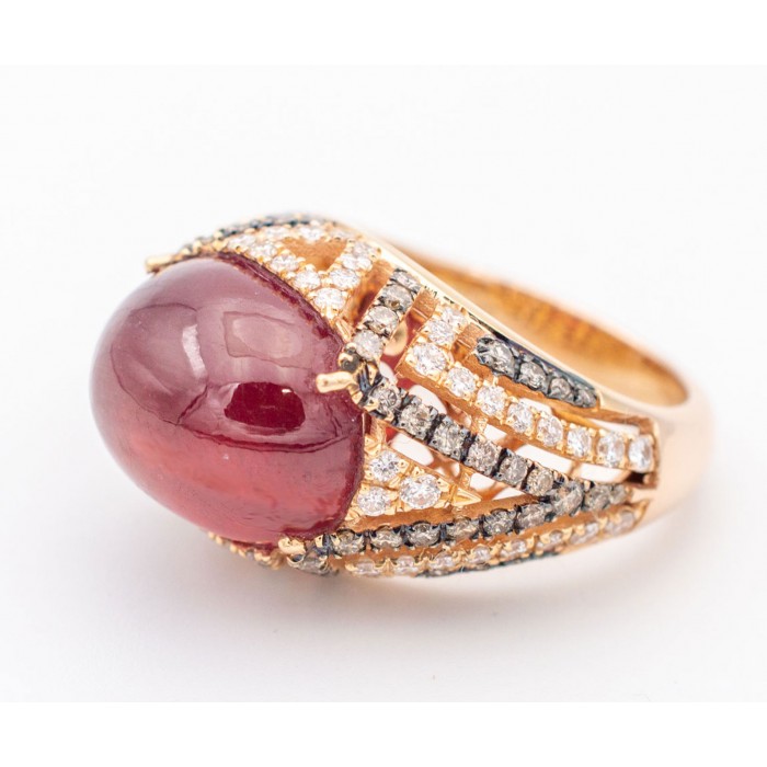 Anello rubino cabochon e diamanti in oro 18Kt - DIENNECI GIOIELLI