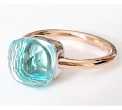 Anello quarzo azzurro in oro 18Kt